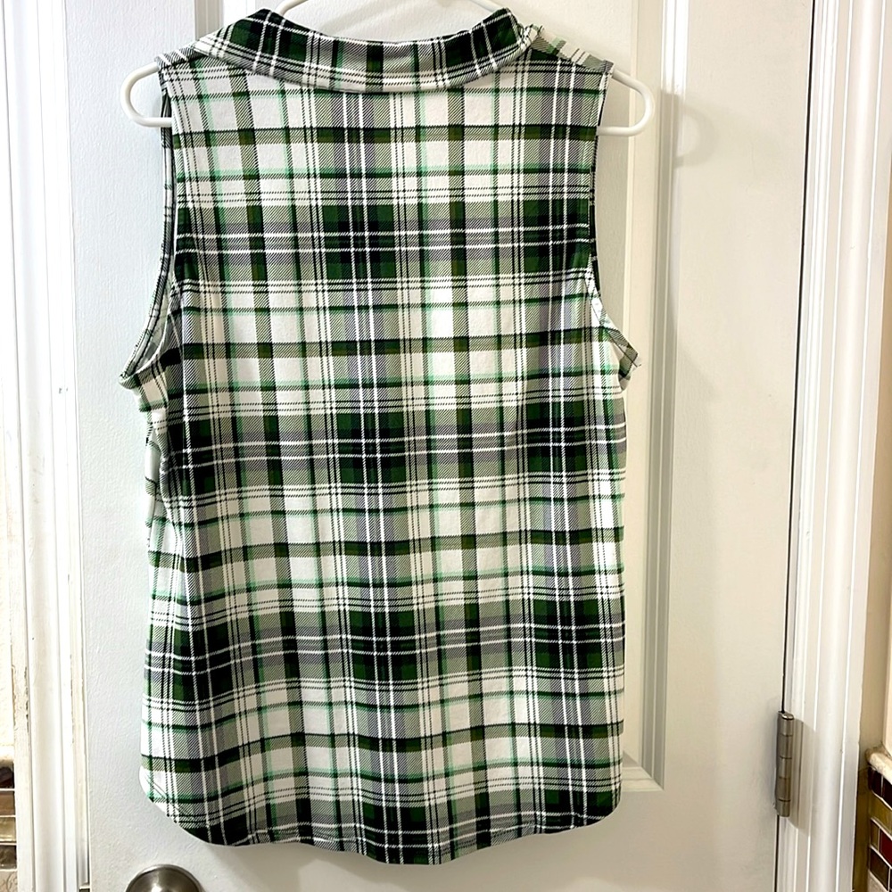 Unworn (washed) sleeveless collared Above and Beyond blouse, L, green/white… - Picture 4 of 5